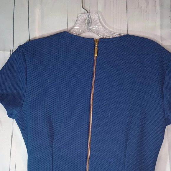 Bisou Bisou v-neck faux wrap asymmetrical blue dress - Picture 8 of 10